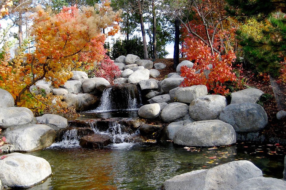 DP Benelux Diamond Painting - Waterval in de herfst  - formaat 150 x 100 cm - Volledige bedekking - Vierkante steentjes in afsluitbare potjes – Gemaakt in Nederland – Hoogste kwaliteit – Snelle levering!