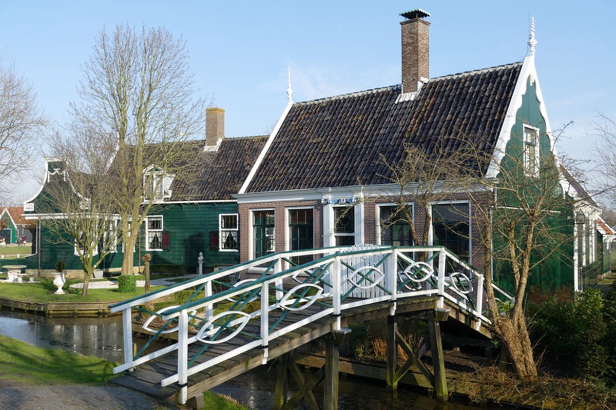 DP Benelux Diamond Painting - Zaanse Schans Huisje met brug  - formaat 150 x 100 cm - Volledige bedekking - Vierkante steentjes in afsluitbare potjes – Gemaakt in Nederland – Hoogste kwaliteit – Snelle levering!