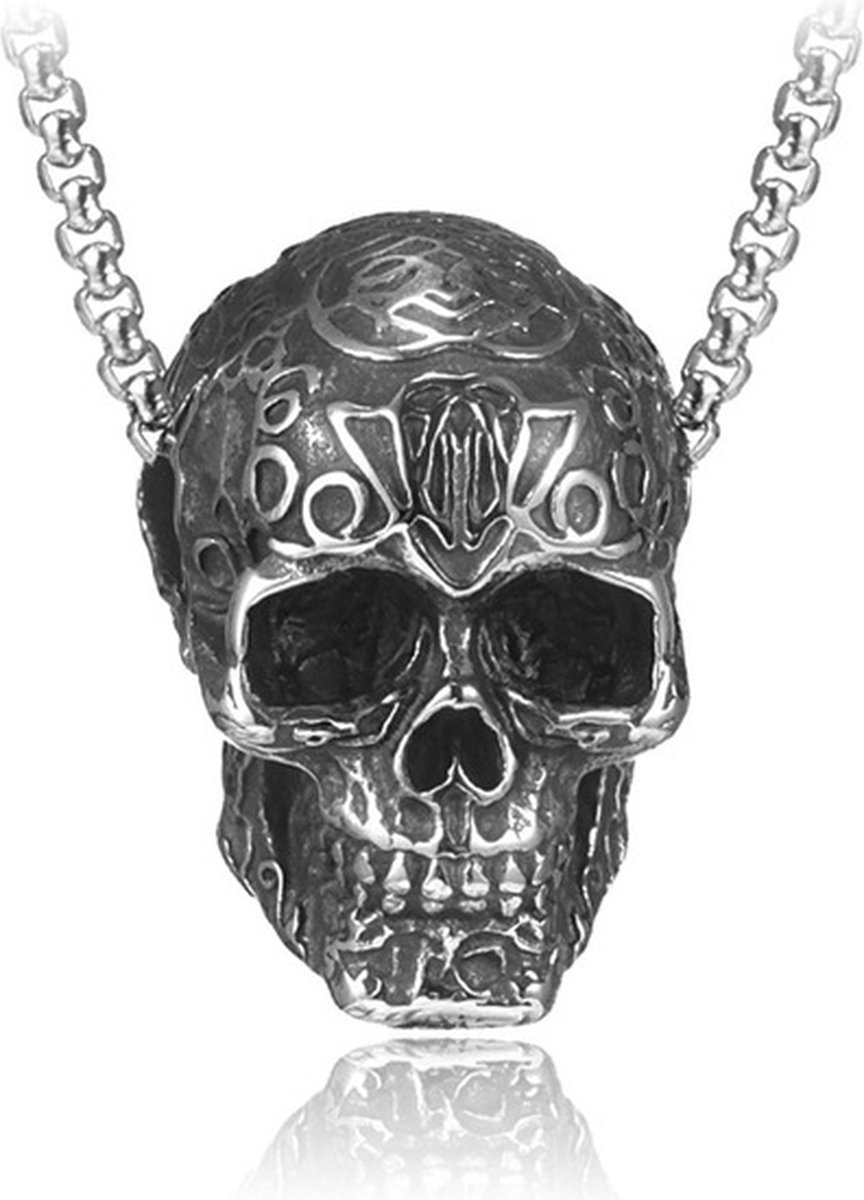 Skull bedel met ketting 60cm. Doodskop met hals ketting. Bewerkte schedel hanger met ketting.