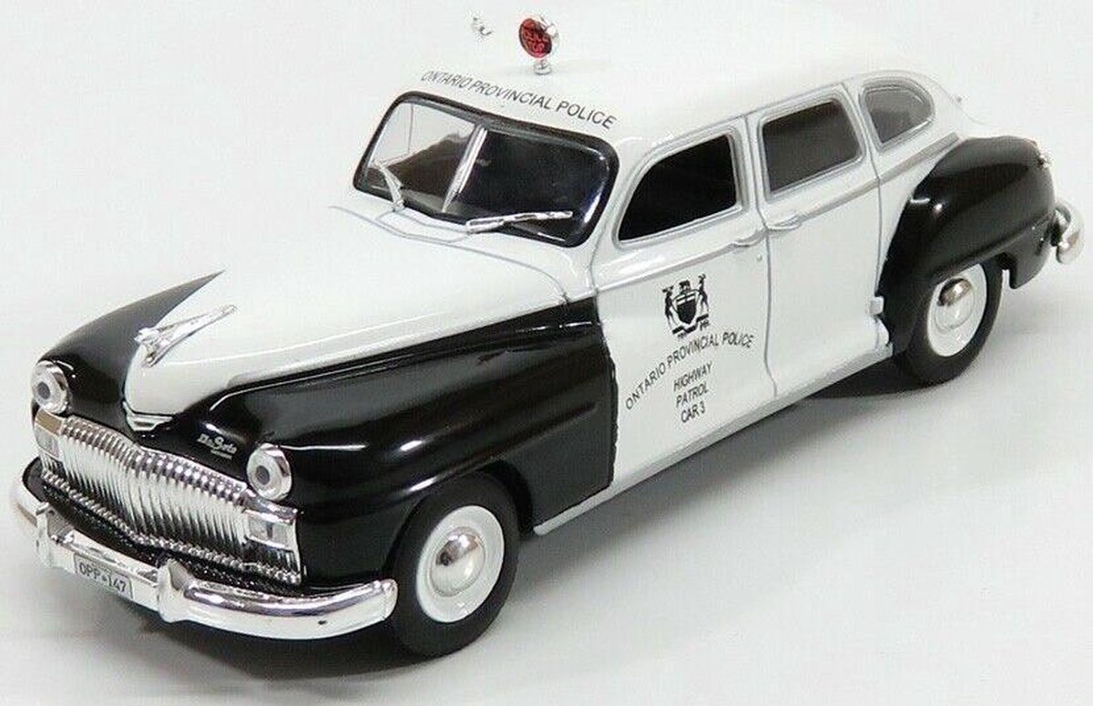 De Soto Sedan Ontario Police 1946 White/Black