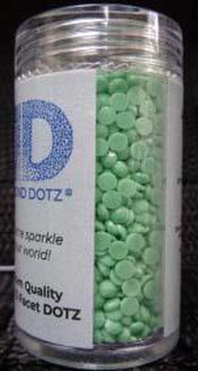 DDC.8218 DOTZ® - 12gr 2.8mm MEDIUM MINT GREEN