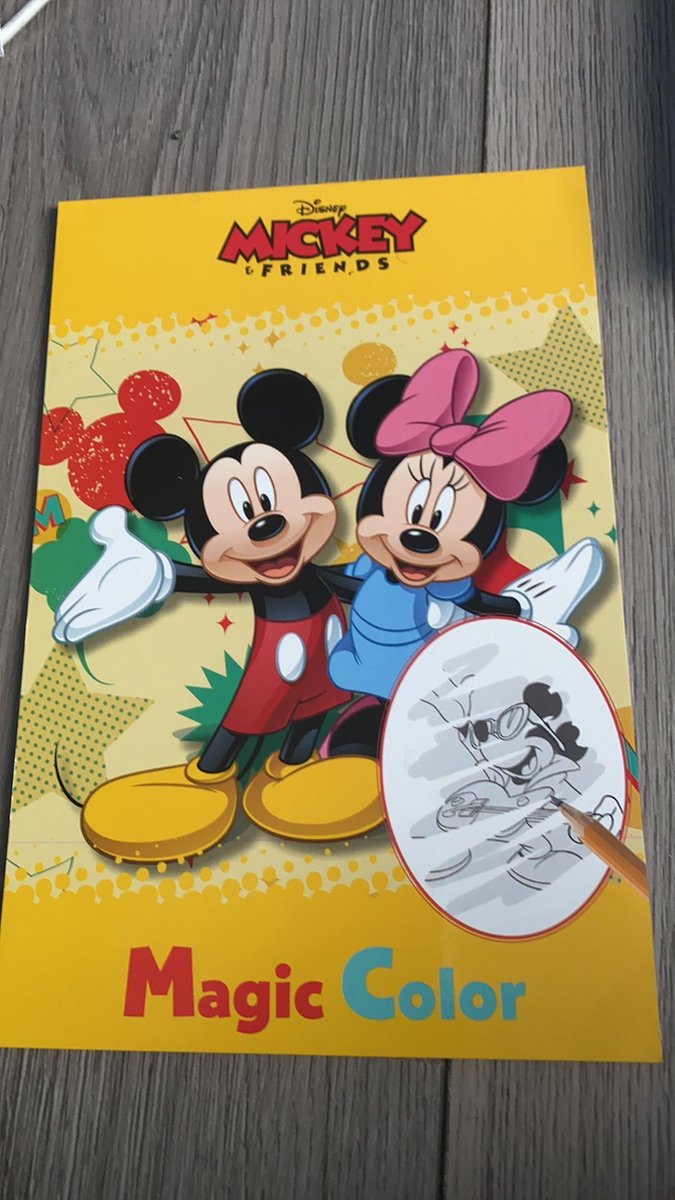   toverboek Mickey en vrienden