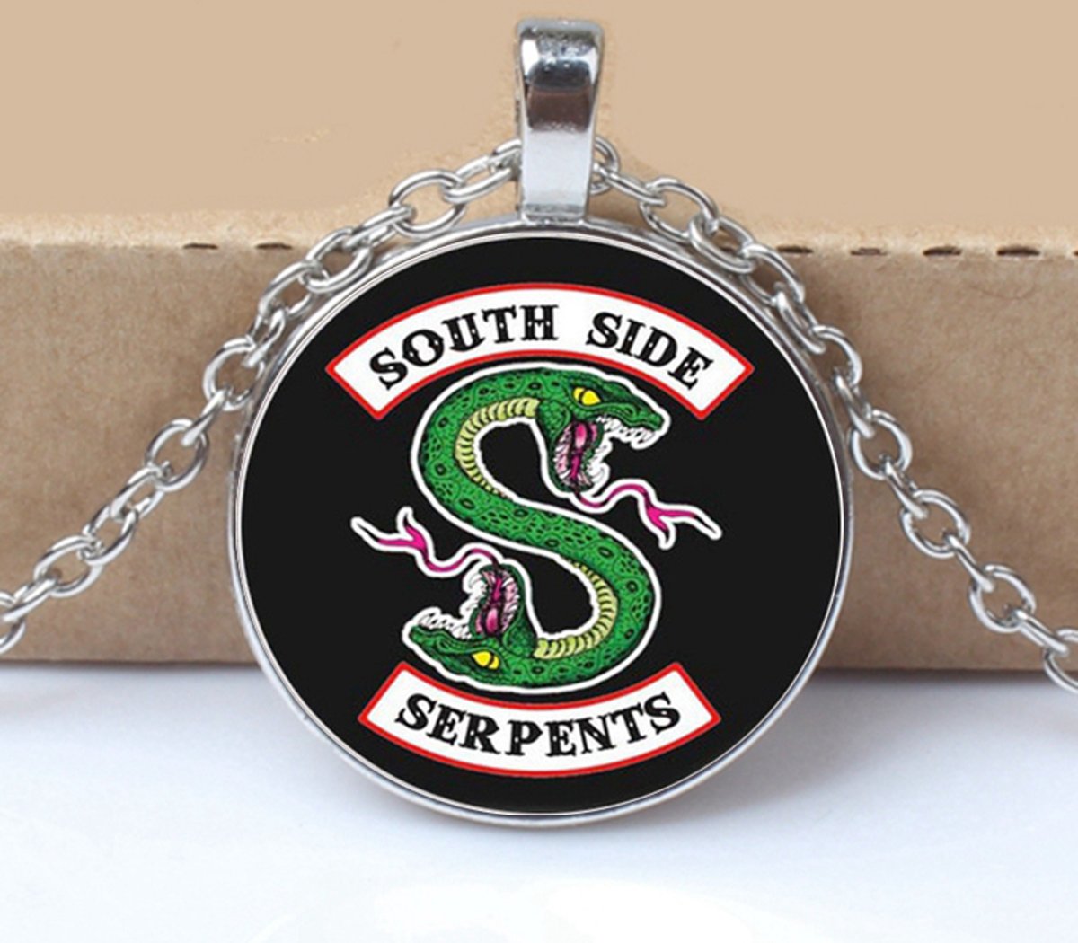 Riverdale Ketting, Hanger, South Side Serpents, Archie, Jughead Jones, Betty, Veronica, Cheryl Blossom, Bughead, 50cm