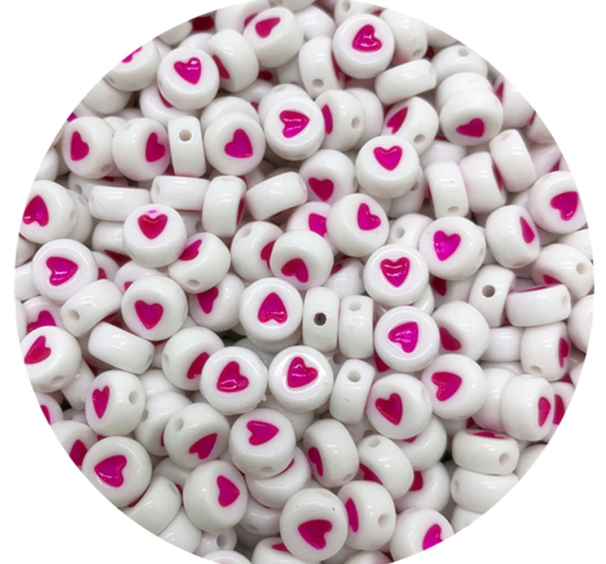 FISKA - 200 Stuks Acryl Kralen Wit Met Roze Hartjes (6mm) - Letterkralen - Kralen Hart