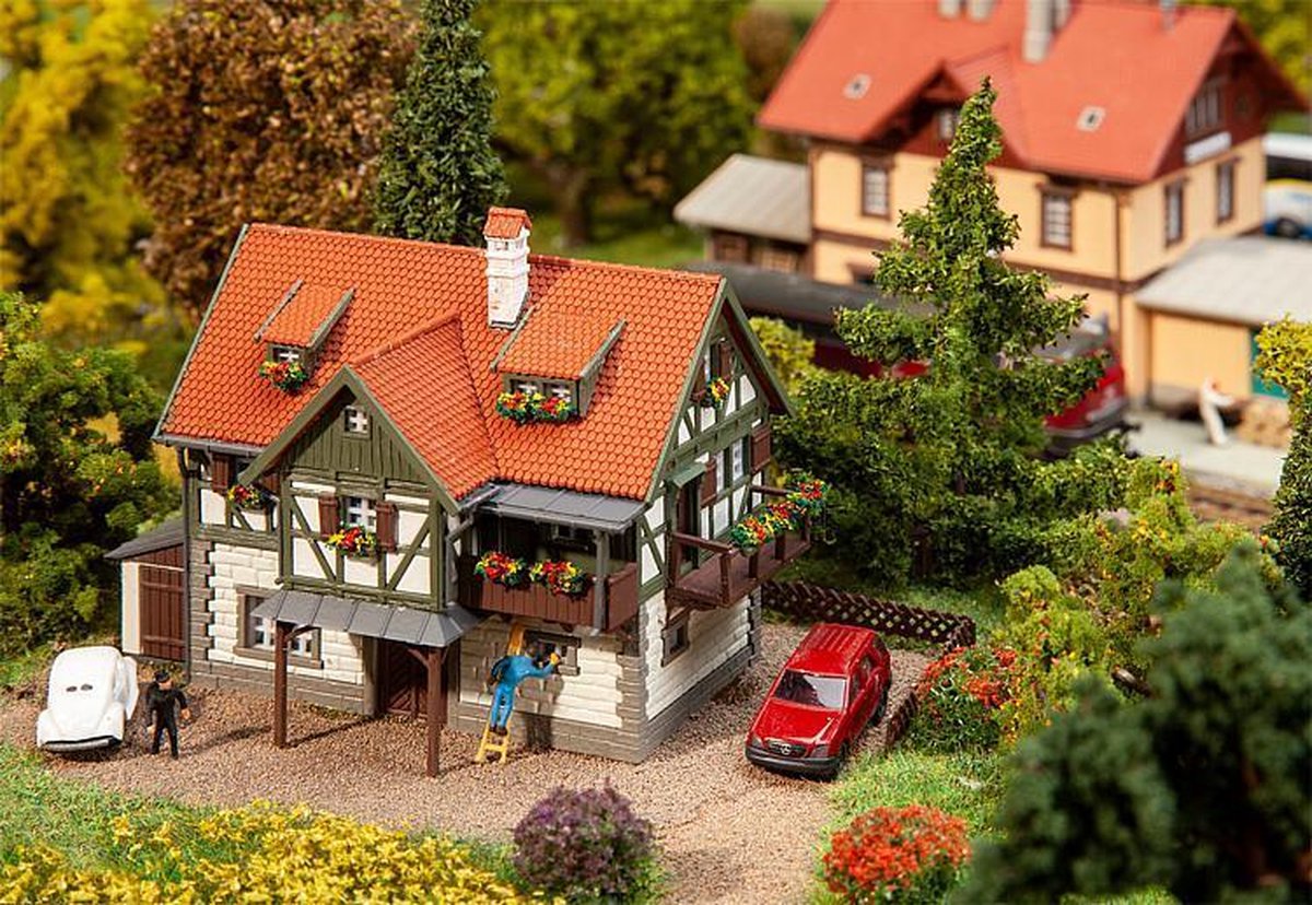 Faller - Forest superintendent’s office - FA232349 - modelbouwsets, hobbybouwspeelgoed voor kinderen, modelverf en accessoires