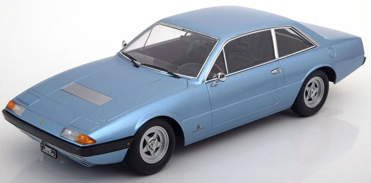 Ferrari 365 GT4 2+2 1972 Light Blue Metllic