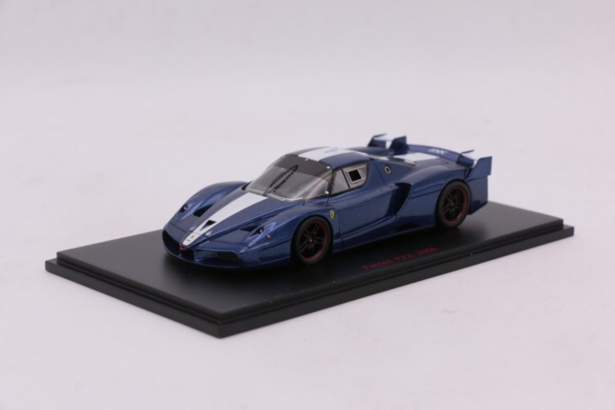 Ferrari FXX 2005 Blue