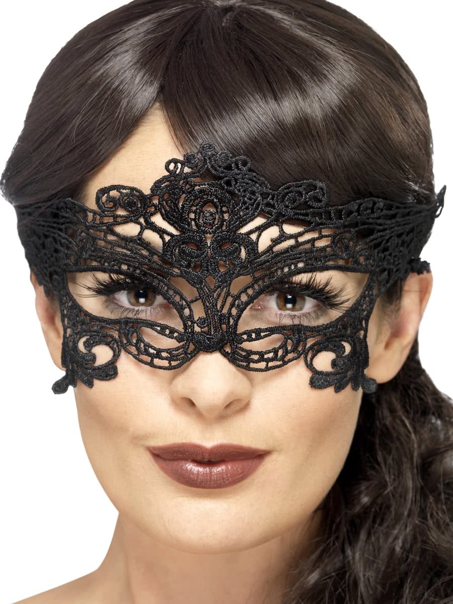 Embroidered Lace Filigree Heart Eyemask Black