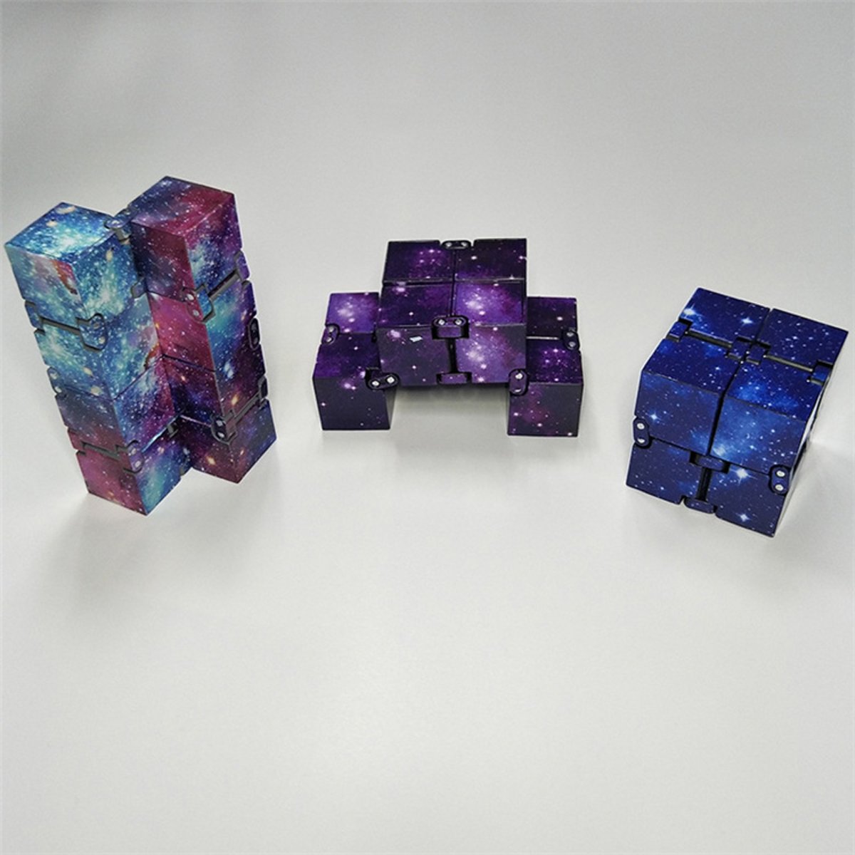 FIDGET CUBE INFINITY STAR SERIES PURPLE STAR!!!! friemelkubus, anti stress, gadget, magic, rubix, sterren design PAARS!