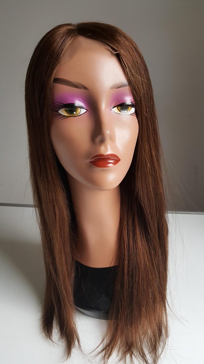 Braziliaanse  Remy pruik 20 inch - bruine steil haren - real human hair wig - menselijke haren - 4x4  lace  closure  pruik