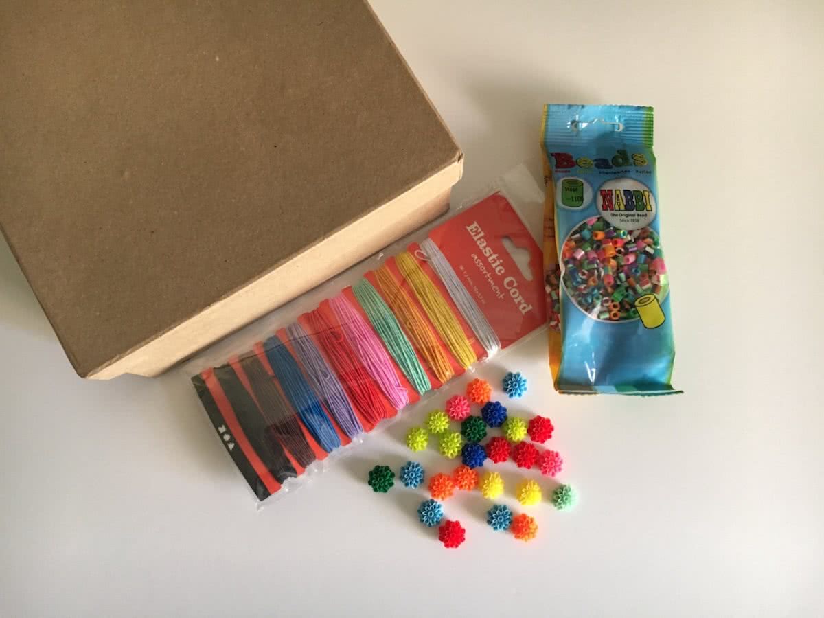 Freubelbox armbandjes met bloemetjes (voor 6 kids)