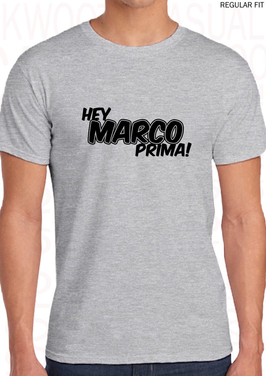 HEY MARCO PRIMA! herenshirt – Maat 3XL - Lichtgrijs met zwart - Korte mouwen - Ronde hals - Regular Fit - Grappige teksten - Original Kwoots - Humor - Tekst shirt - Cadeau - TikTok