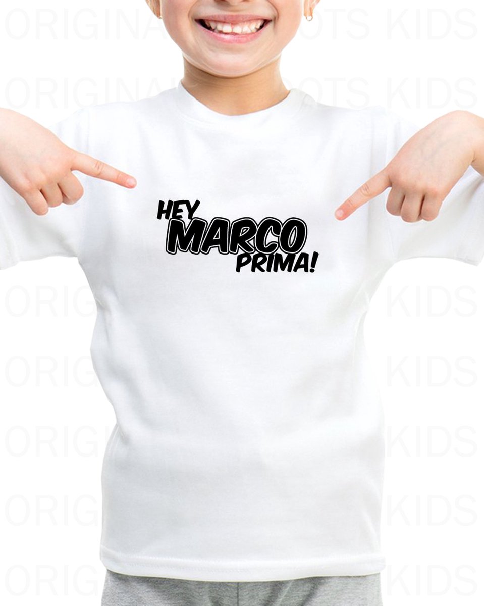 HEY MARCO PRIMA! unisex kids t-shirt – Maat 104 - Wit - Korte mouwen - Ronde hals - Regular Fit - Grappige teksten - Original Kwoots - Humor - Tekst shirt - Cadeau - TikTok - Voor zowel jongens als meisjes