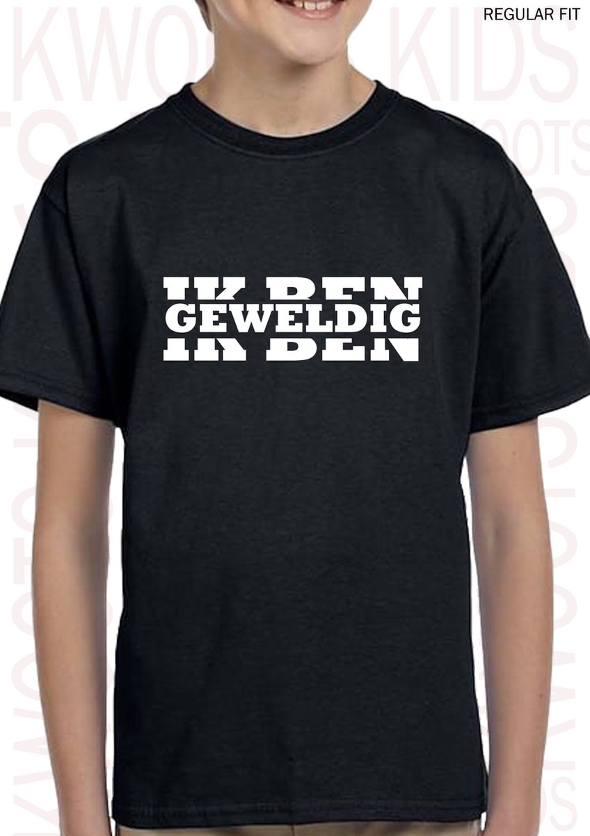 IK BEN GEWELDIG kids t-shirt - Zwart - Maat 116 - Unisex - Korte mouwen - Ronde hals - Regular Fit - Grappige teksten - Leuke shirtjes - Humor - Quotes - Kwoots  - Cadeau - Voor zowel jongens als meisjes