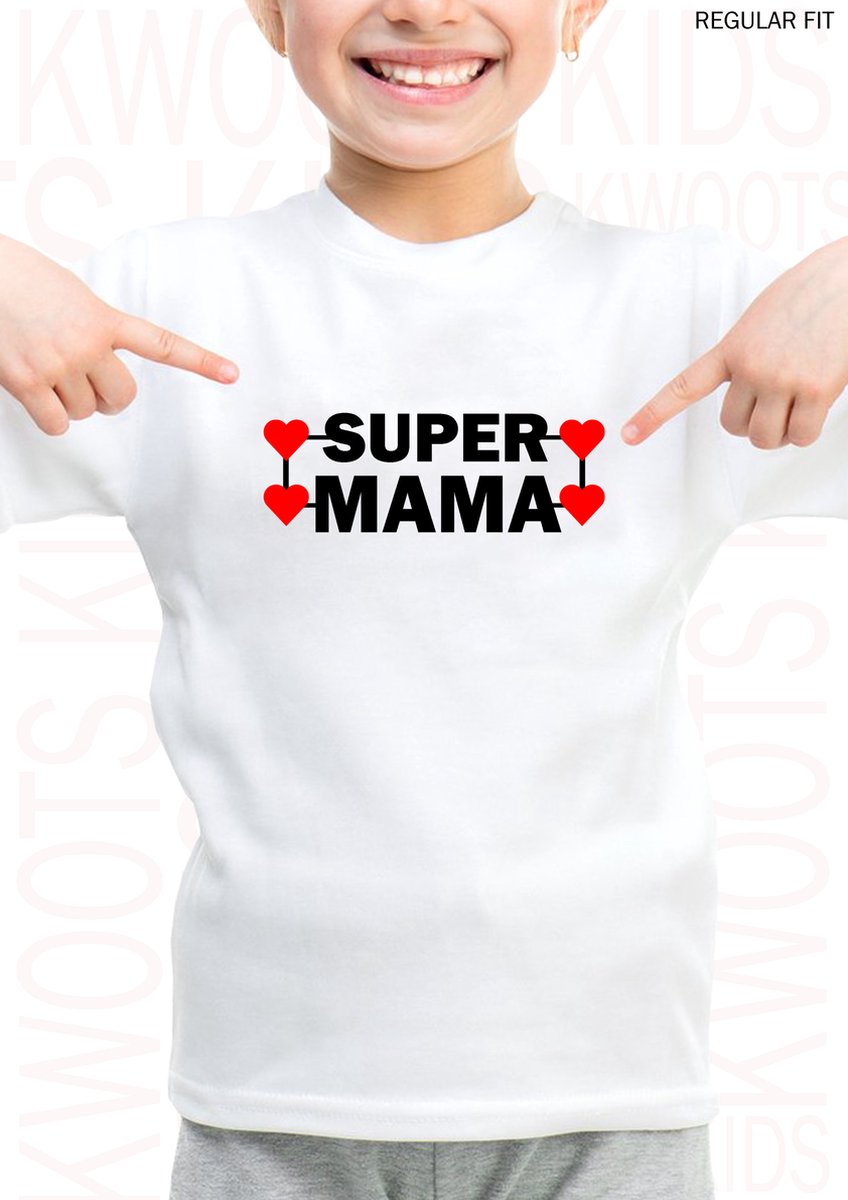 SUPER MAMA unisex kids t-shirt - Wit - Maat 104 - Korte mouwen - Ronde hals - Regular Fit - Unisex - Leuke shirtjes - Original Kwoots - Moederdag - Verjaardag - Kraam cadeau - Voor zowel jongens als meisjes