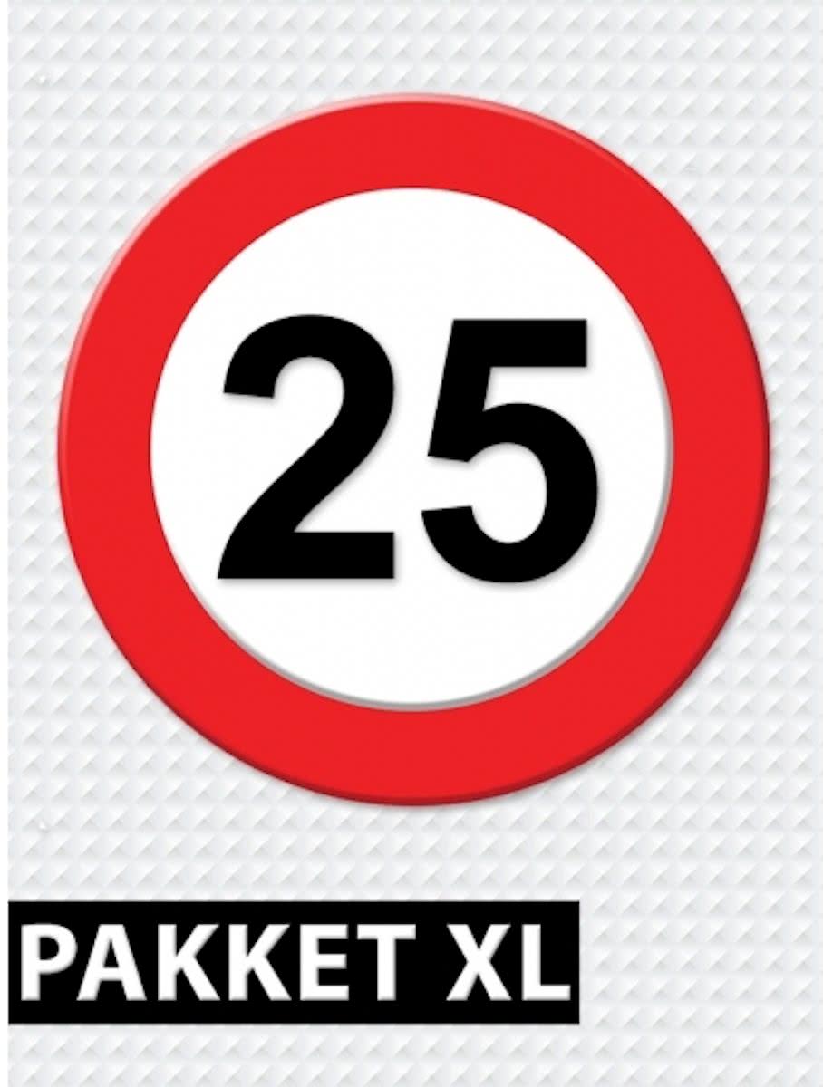 Verkeersbord 25 jaar feestartikelen pakket XL