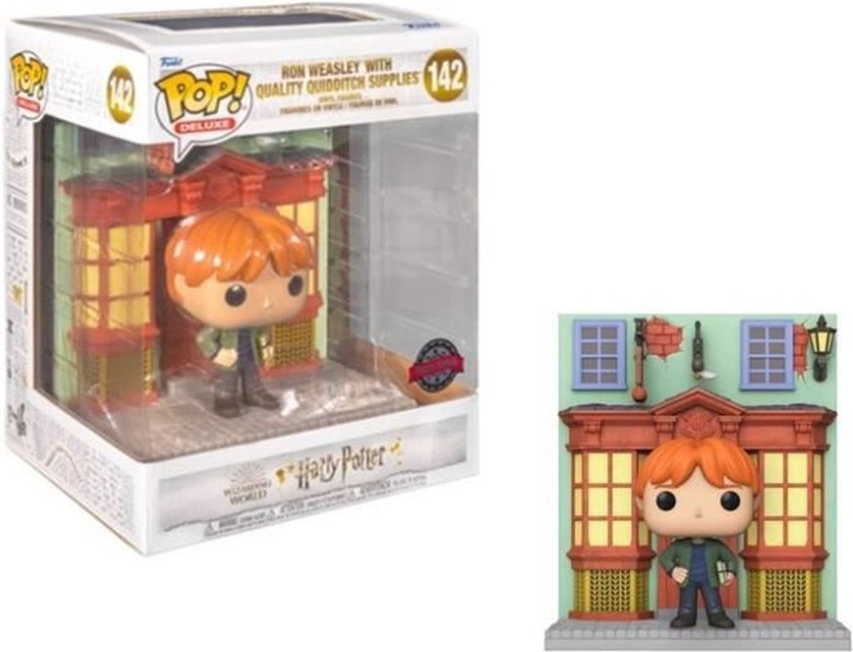   Pop! Deluxe: Harry Potter Diagon Alley - Quidditch Supplies Store met Ron