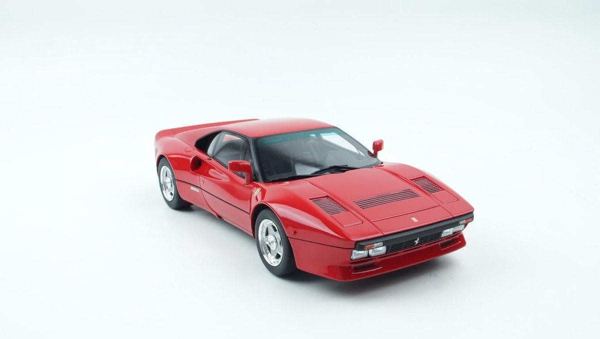 GT Spirit Ferrari 288 GTO 1984 Rood 1:18