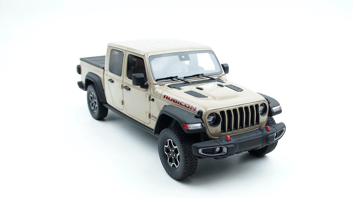 GT Spirit Jeep Gladiator Rubicon 2020 Gobi 1:18