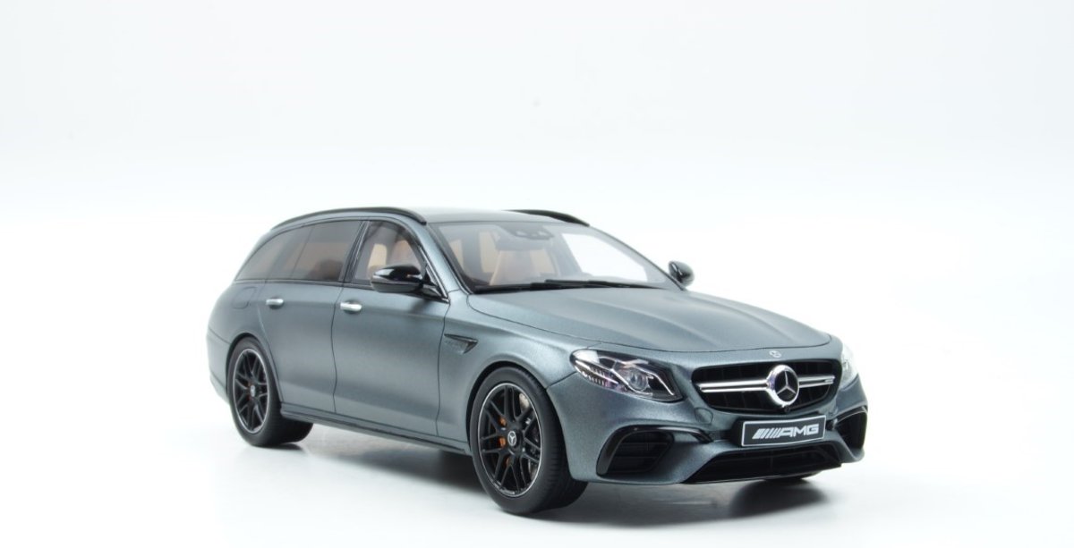 GT Spirit Mercedes-Benz E63 S AMG T-Modell 2019 Grijs 1:18