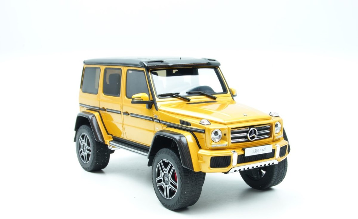 GT Spirit Mercedes-Benz G500 4X4 Geel 1:18 Asia Special edition