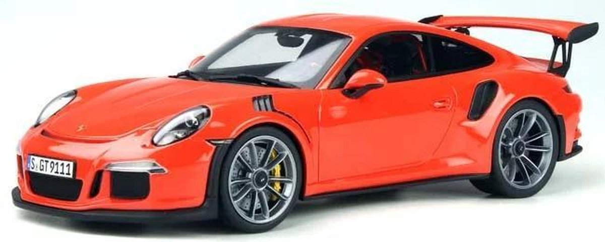 GT Spirit Porsche 911 GT3 RS Lava Oranje 1:18