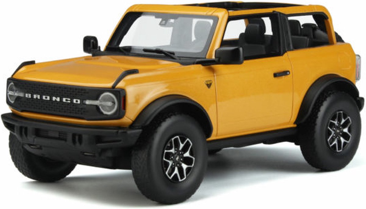 GT Spirit resin modelauto GT858 - Ford Bronco Badlands Cyber Orange 2021  1:18