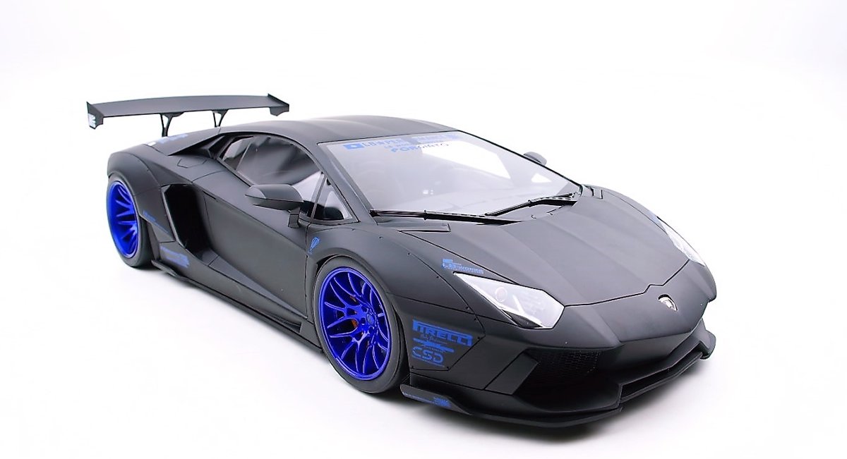 Kyosho Lamborghini Aventador LB Works Zwart 1:12