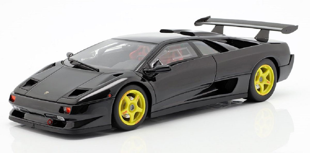 Lamborghini Diablo SVR 1996 Zwart 1-18 GT Spirit Limited 250 Pieces