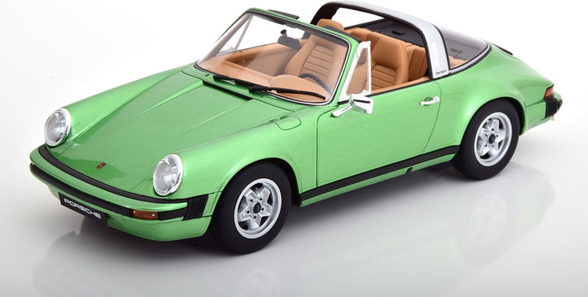 Porsche 911S 2.7 Targa 1974 Groen Metallic 1-18 GT Spirit Limited 999 Pieces