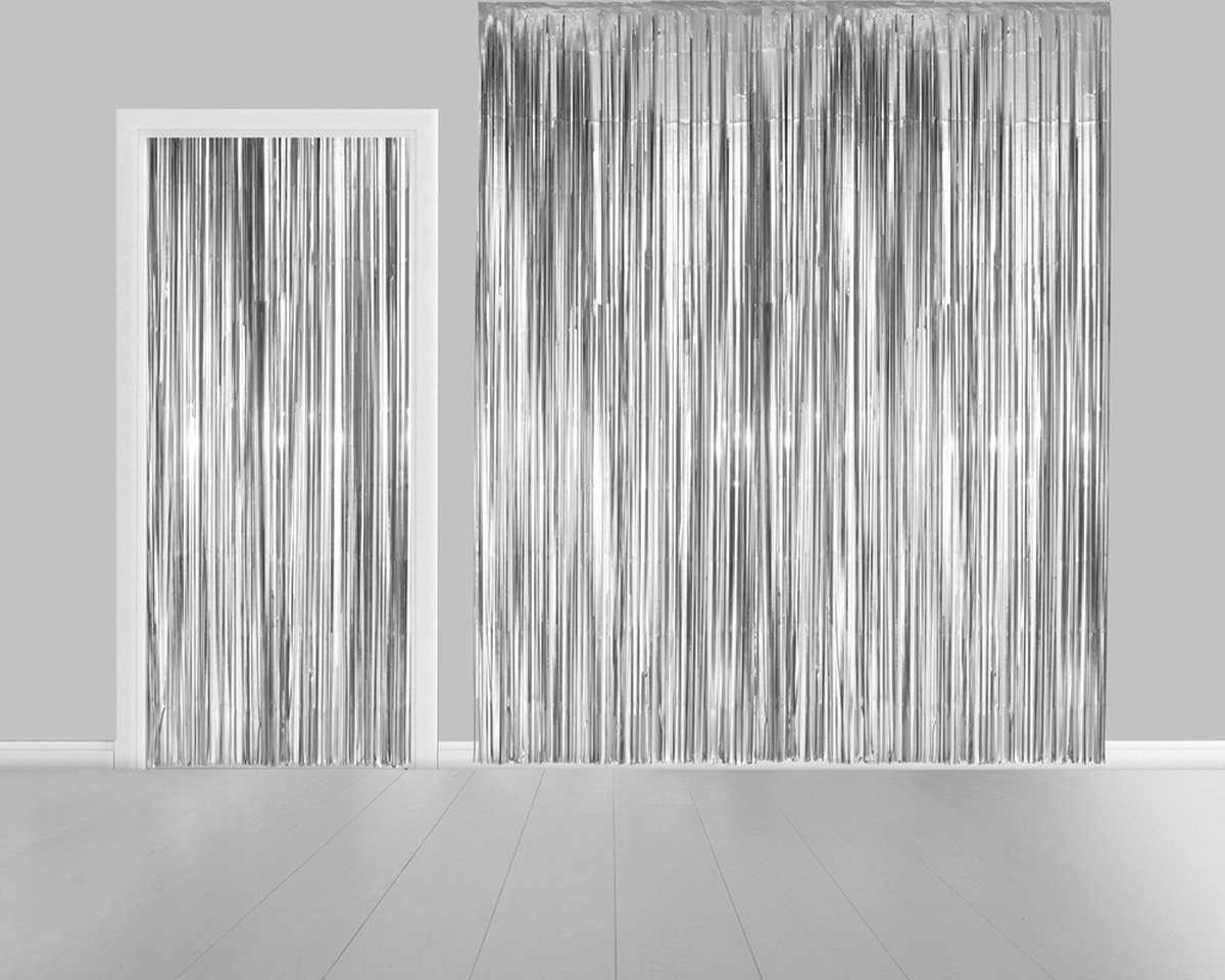 2x Deurgordijn Zilver 1 x 2,4 meter Vlamvertragend - Feest Thema Party