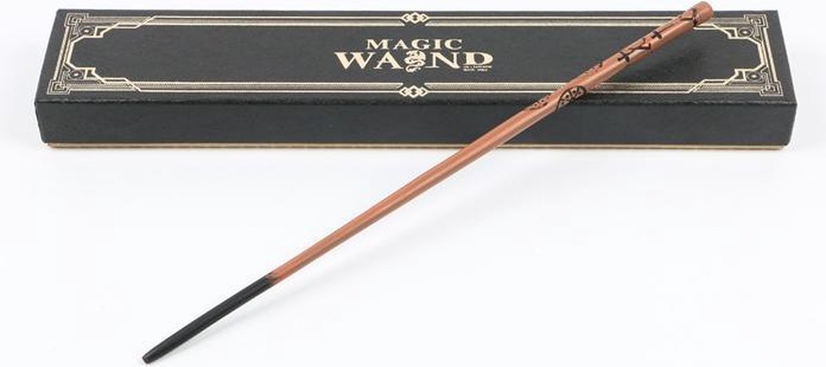 Toverstaf Carlo Kannewasser / Cedric Diggory in Ollivanders’ Box - Magic Wand - Harry Potter Collectie - Treinkaartje Hogwarts Express 9 3/4 - Inclusief Toverspreuken E-book