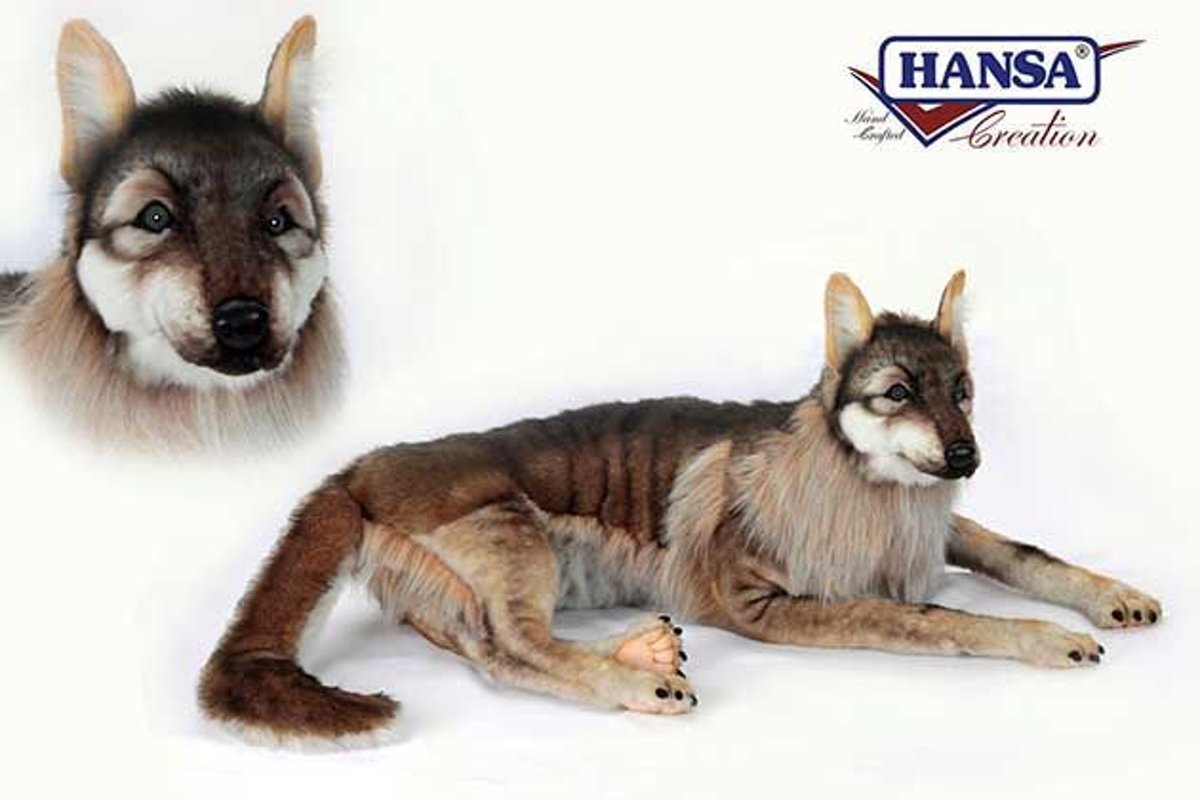 Wolf Liggend, 125 cm, Hansa