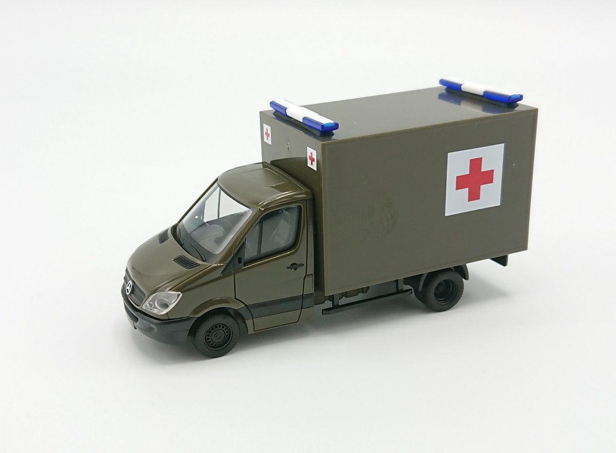 Herpa - Military - Mercedes-Benz Sprinter - Ambulance - 1:87