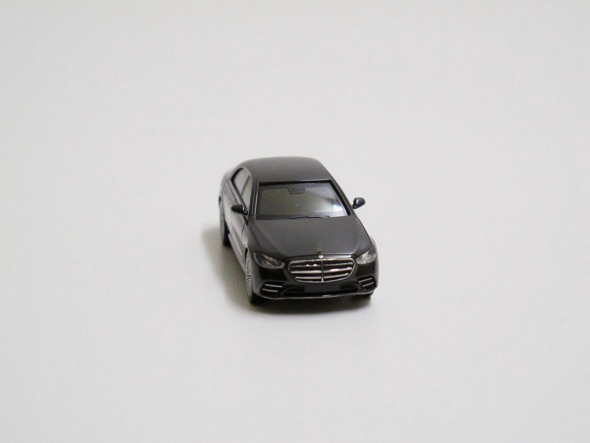 Herpa 1/87 Mercedes-Benz S (W223), Zwart