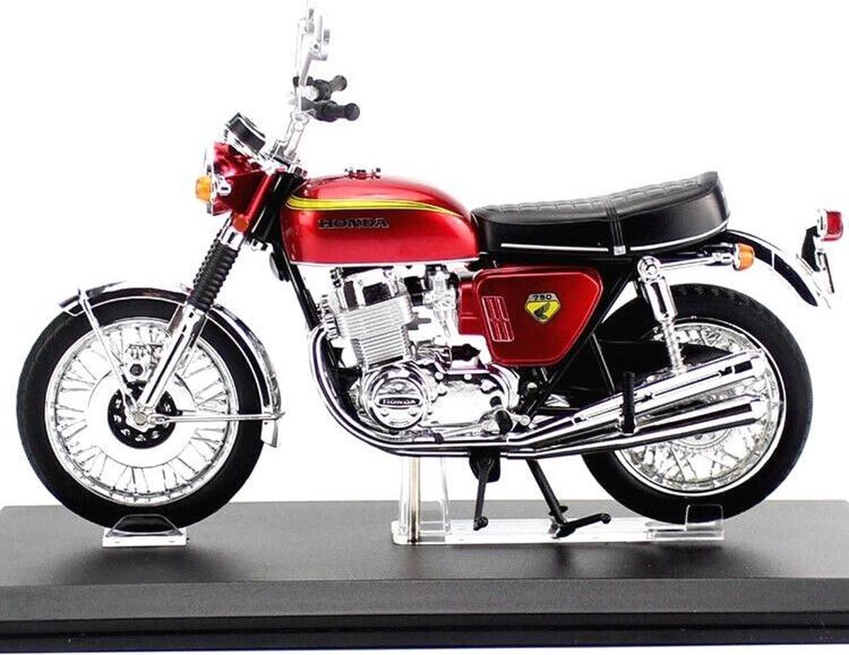 Honda Dream CB750 Four Red