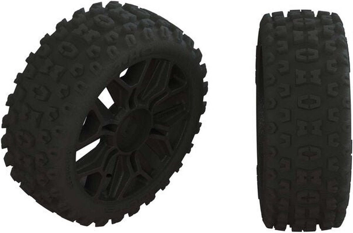 2HO Tire Set Glued Black (2)