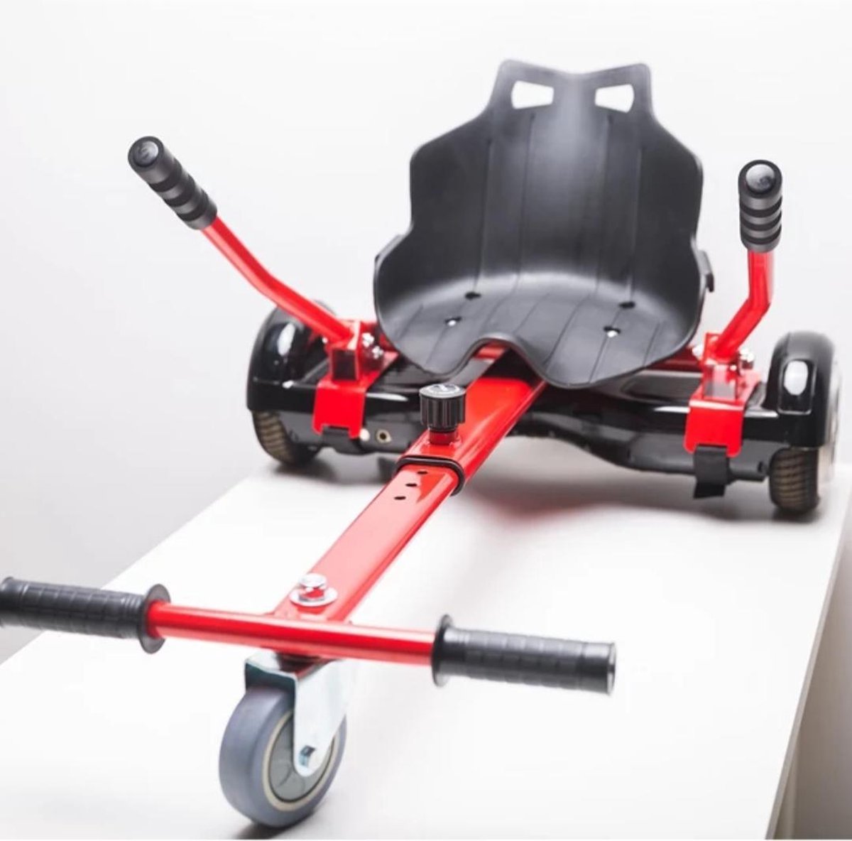 Hoverkart oxboard kart geschikt voor alle hoverboard, rood frame met zwart kuipstoeltje verstelbaar gratis verzending direct leverbaar