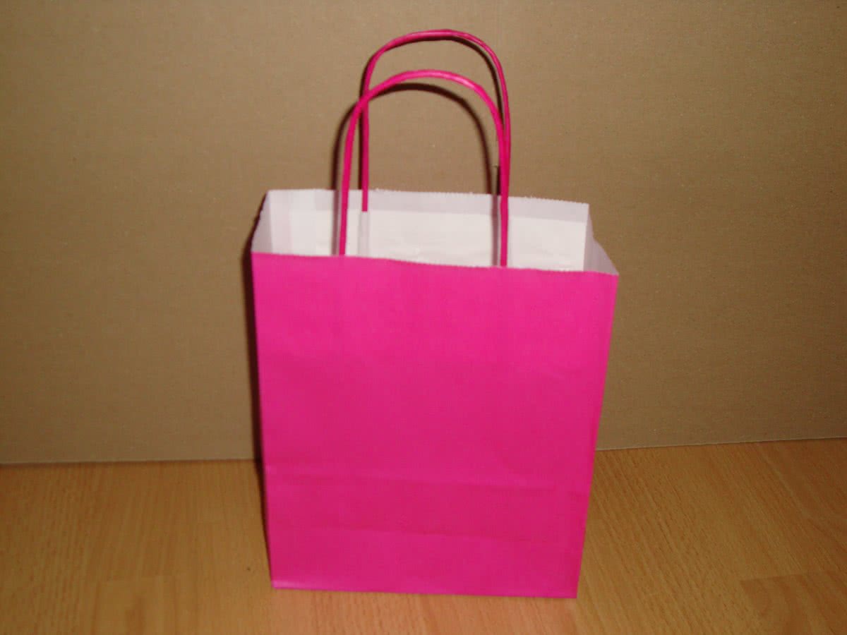 Papieren draagtas gedraaide greep 18 x 8 x 22 cm pink 50 stuks