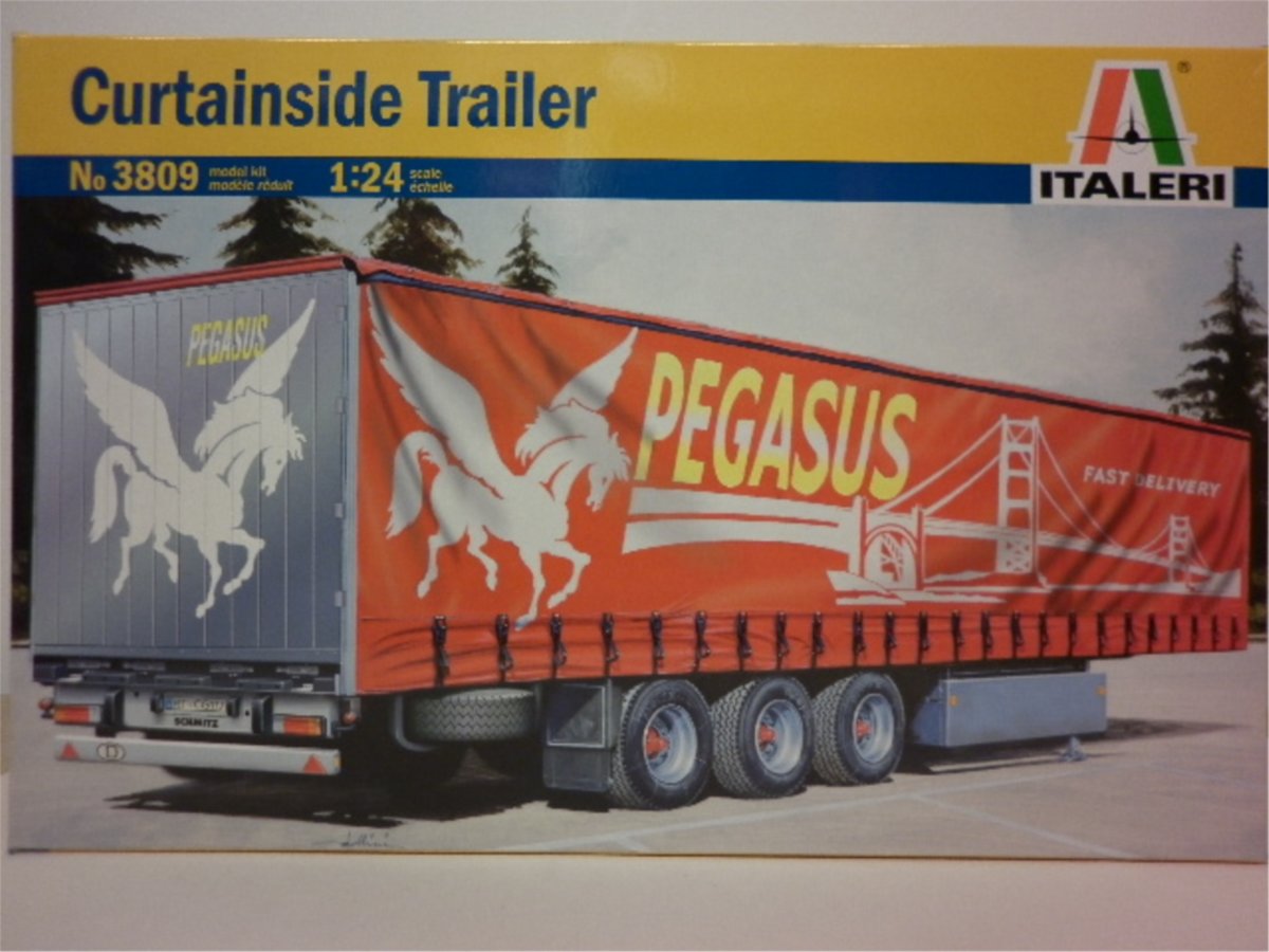 CURTAINSIDE TRAILER