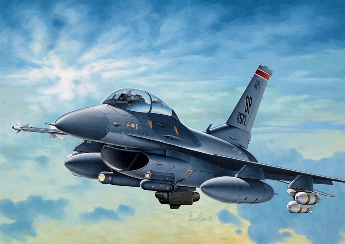 Italeri F - 16 C/D Night Falcon 1:72 Montagekit