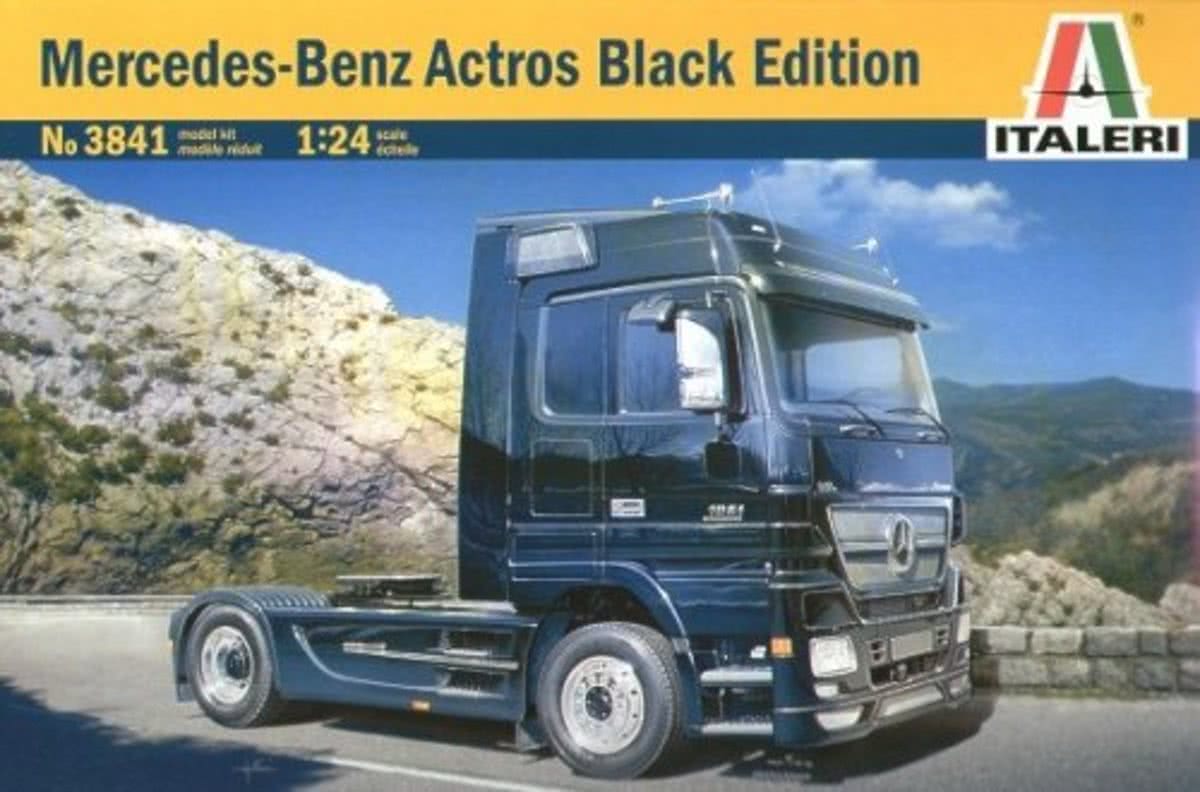 Italeri Mercedes Benz Actros Black Edition