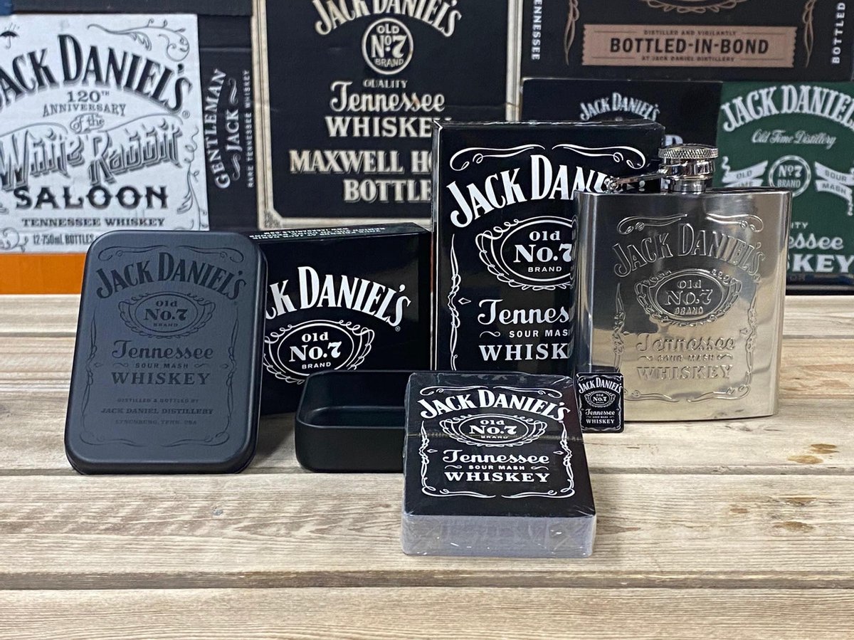 JACK DANIELS VERZAMELPAKKET - HEUPFLES - FLASK / KAARTSPEL / SPELD PIN