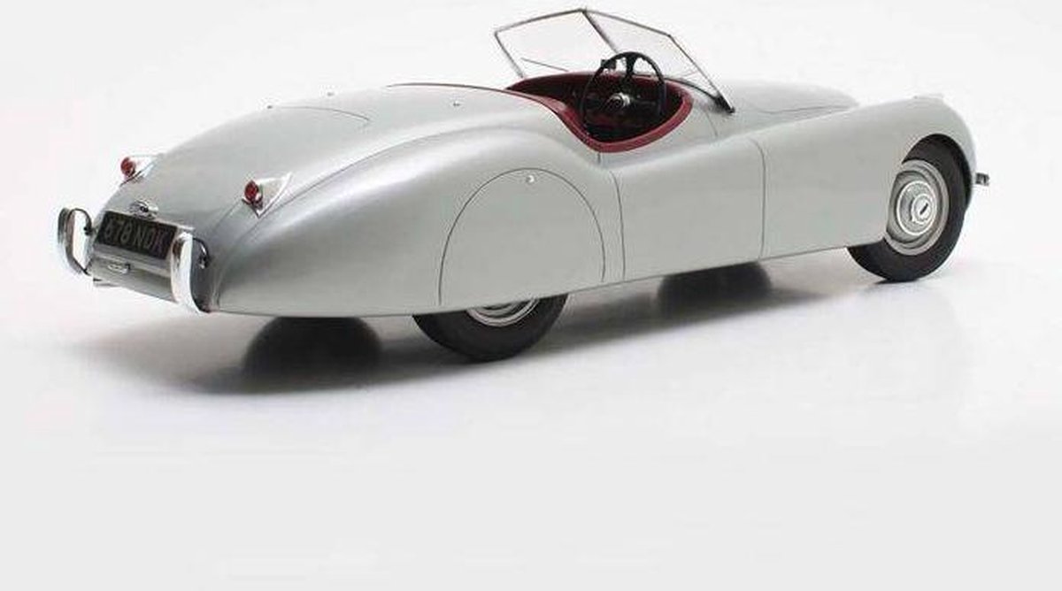 Jaguar XK120 OTS 1948 / 1953 - 1:12 - 12ART fine model cars