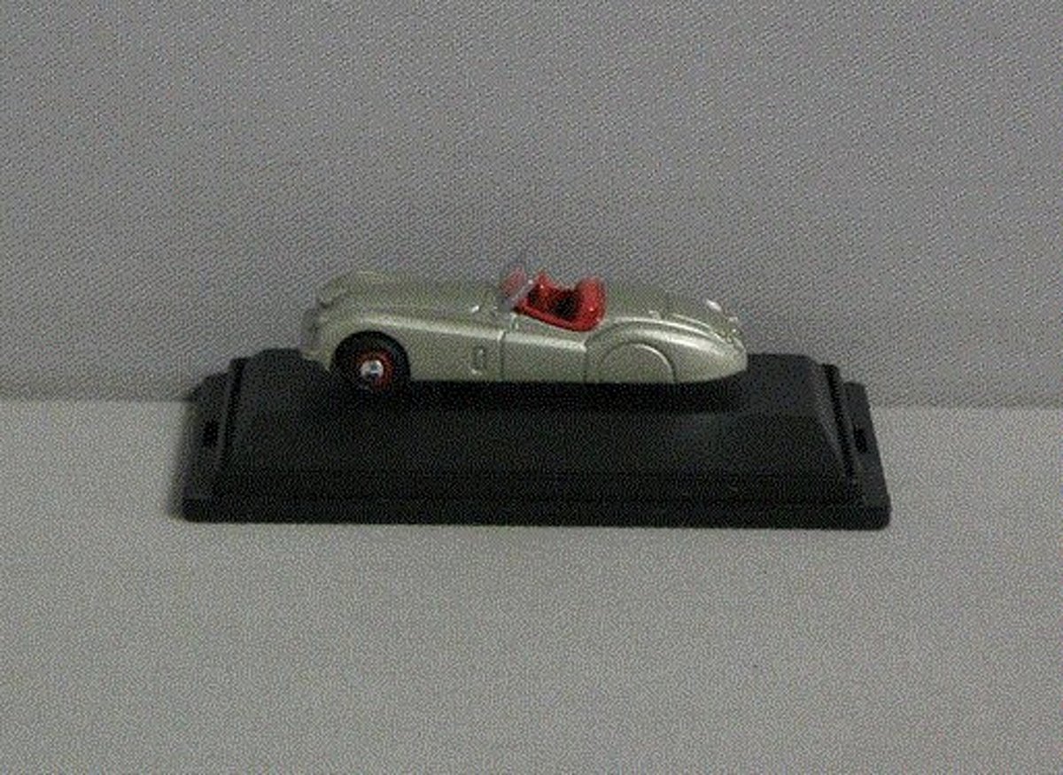 XK120 - 1:76 - Jaguar