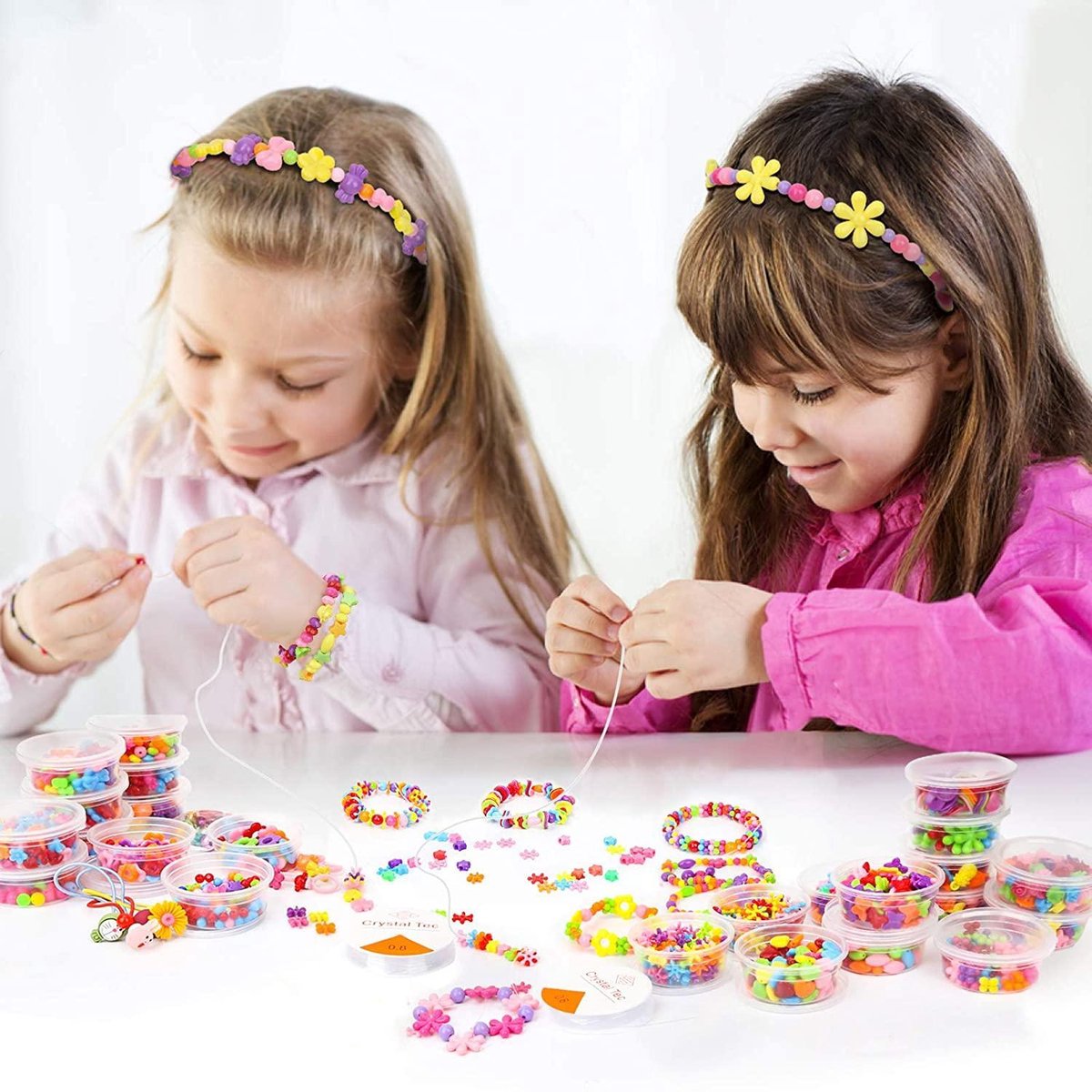 KIARA 2000PCS Kinderkralen Set, Doe-Het-Zelf Kralenkit voor Juwelen Maken Armband, Ketting, Haarband met Opbergdoos Kraal Knutselset voor Kinderen Peuters