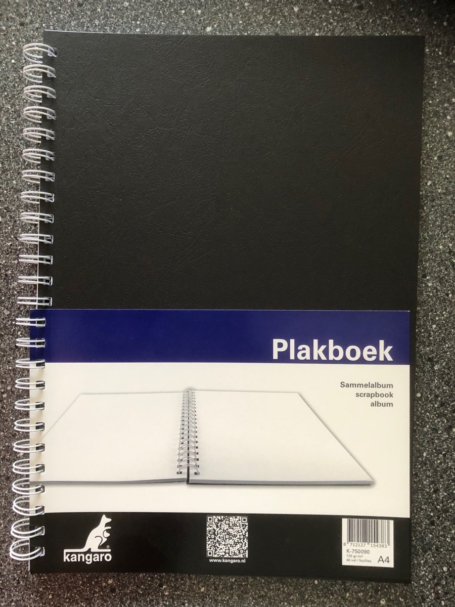 plakboek Kangaro A4 120grs 40 vel, voorkant zwart