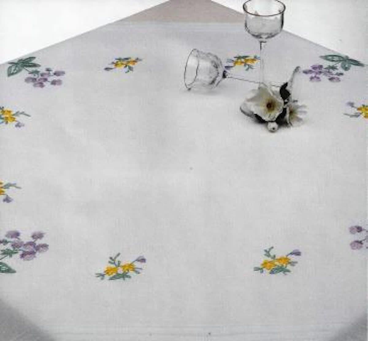 steelsteekdekservet 87092 margrieten met dotterbloemen, wit