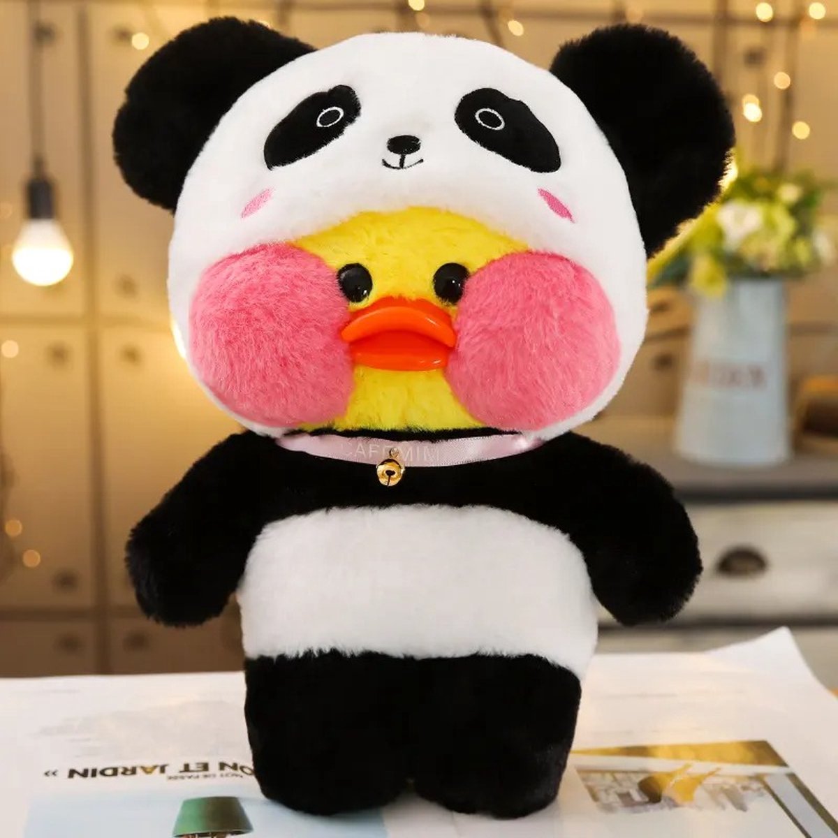 Klikkopers® - Paper Duck knuffel - Panda Kostuum - 30 cm - Paper Duck - Lalafanfan - Paperduck - Geel