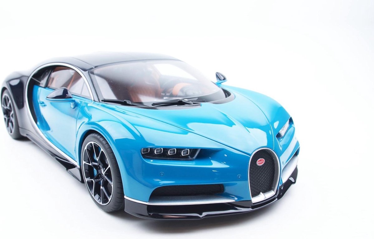 Kyosho Bugatti Chiron 2016 Blauw/Zwart 1:12